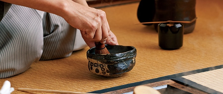japońska metoda malowania ceramiki